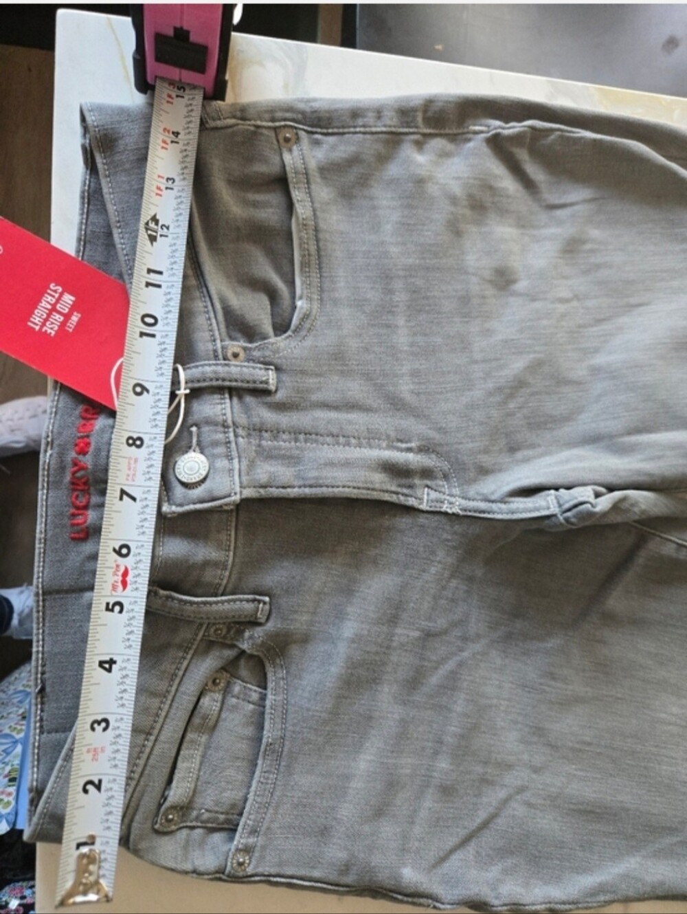 NWT! Lucky Brand Sweet Mid Straight Leg Jeans in Light Gray. Size 4/27 - Picture 6 of 14